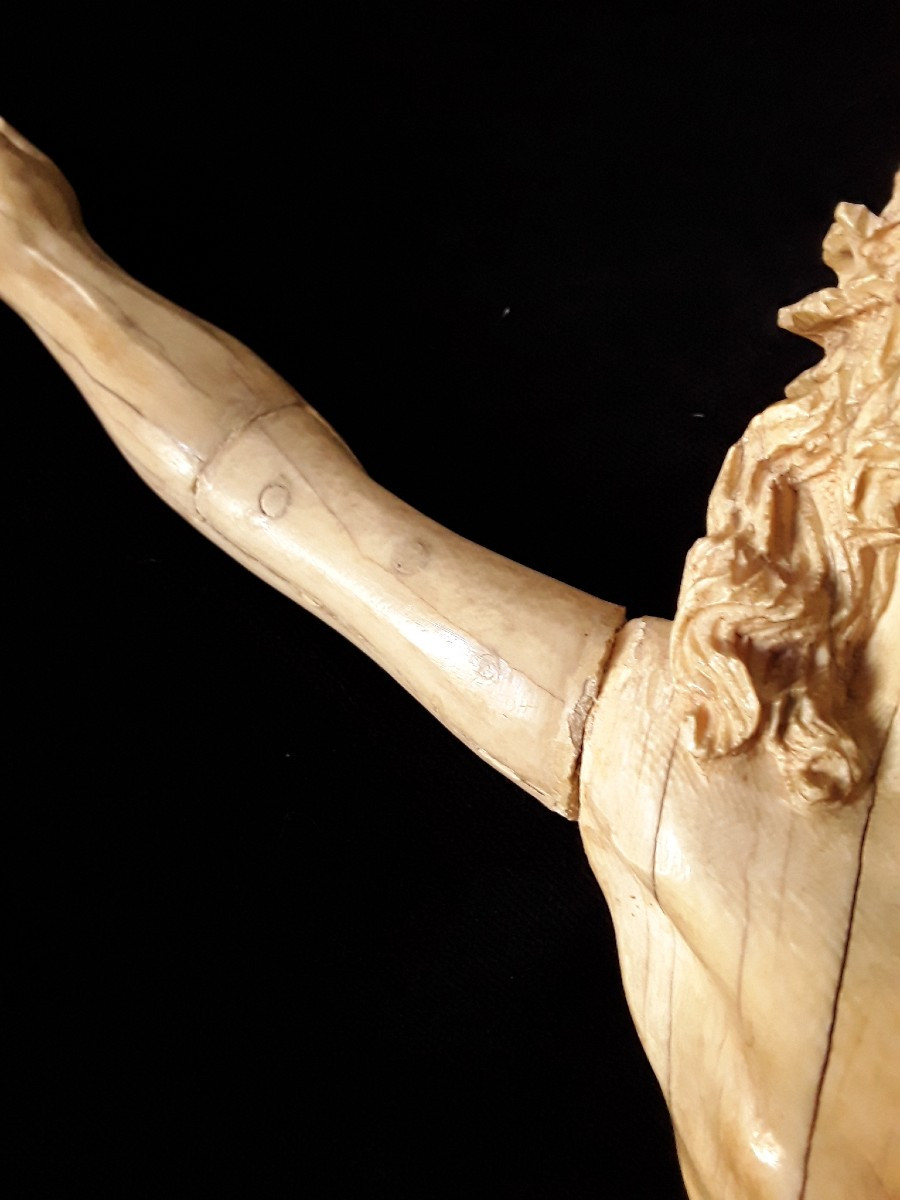 Large Living Christ From The 17th Century. -photo-3