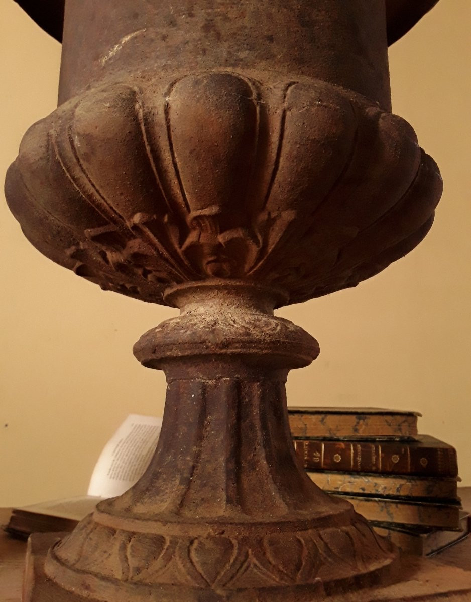 Pair Of 19th Century Medici Vases. H 46 Cm.-photo-4