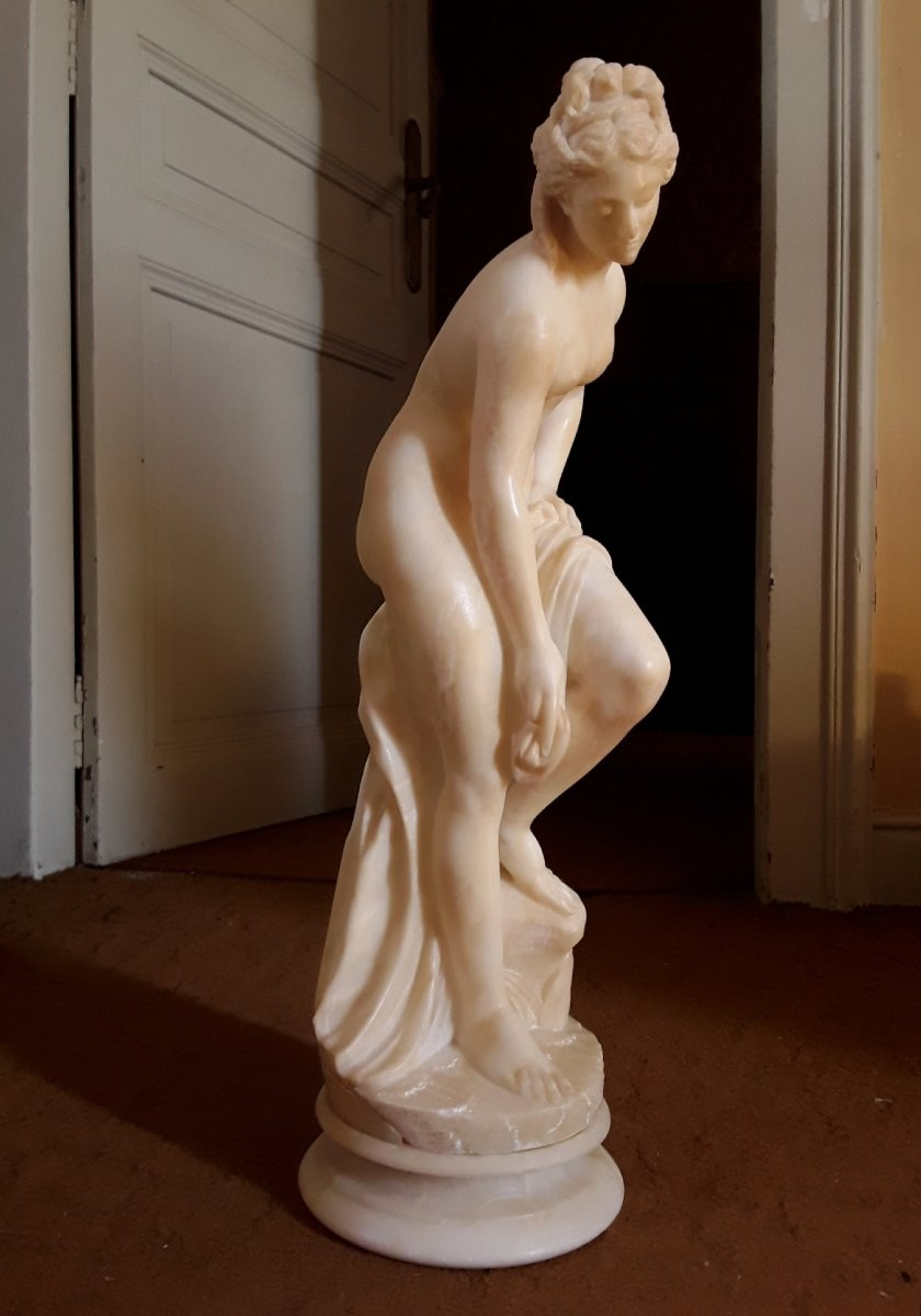 " Vénus au bain '' d'après C.G Allegrain. H 61 cm.-photo-1