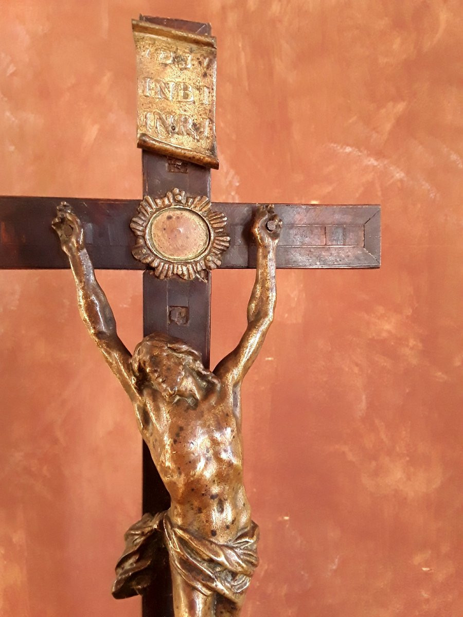 Large Baroque Crucifix. Circa 1700.-photo-2