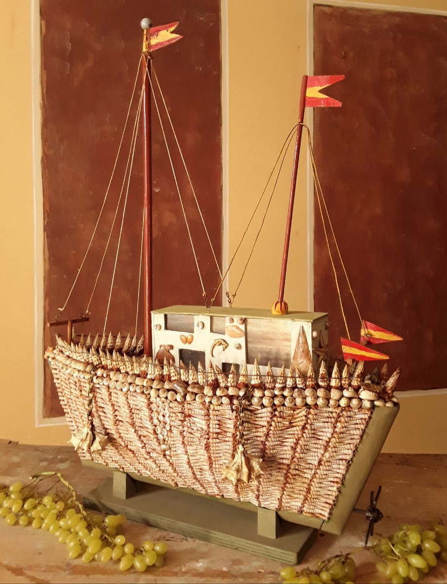 Important bateau en coquillages des années 1950.-photo-1