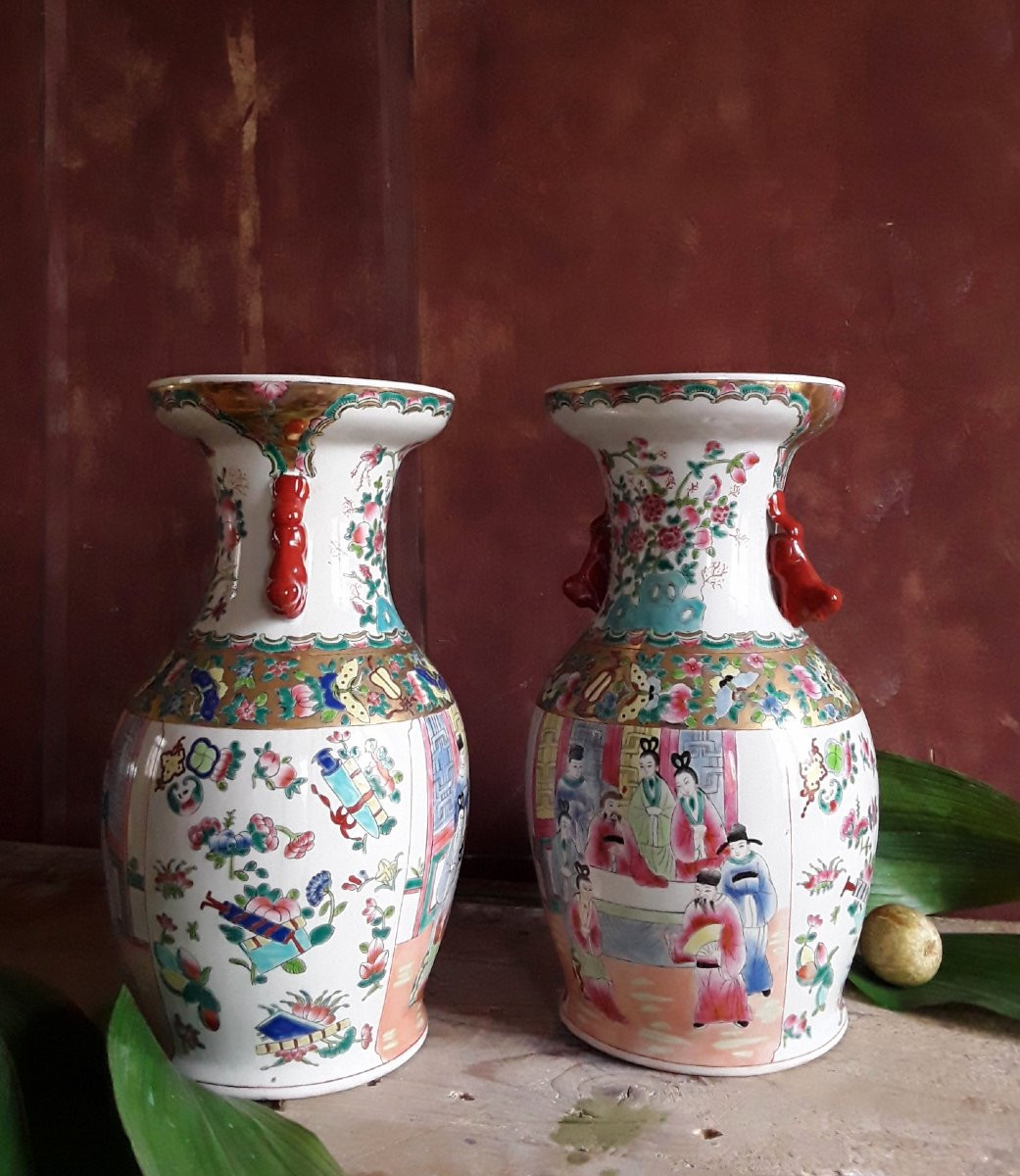 Chine XX ème. Paire de vases en porcelaine. -photo-2