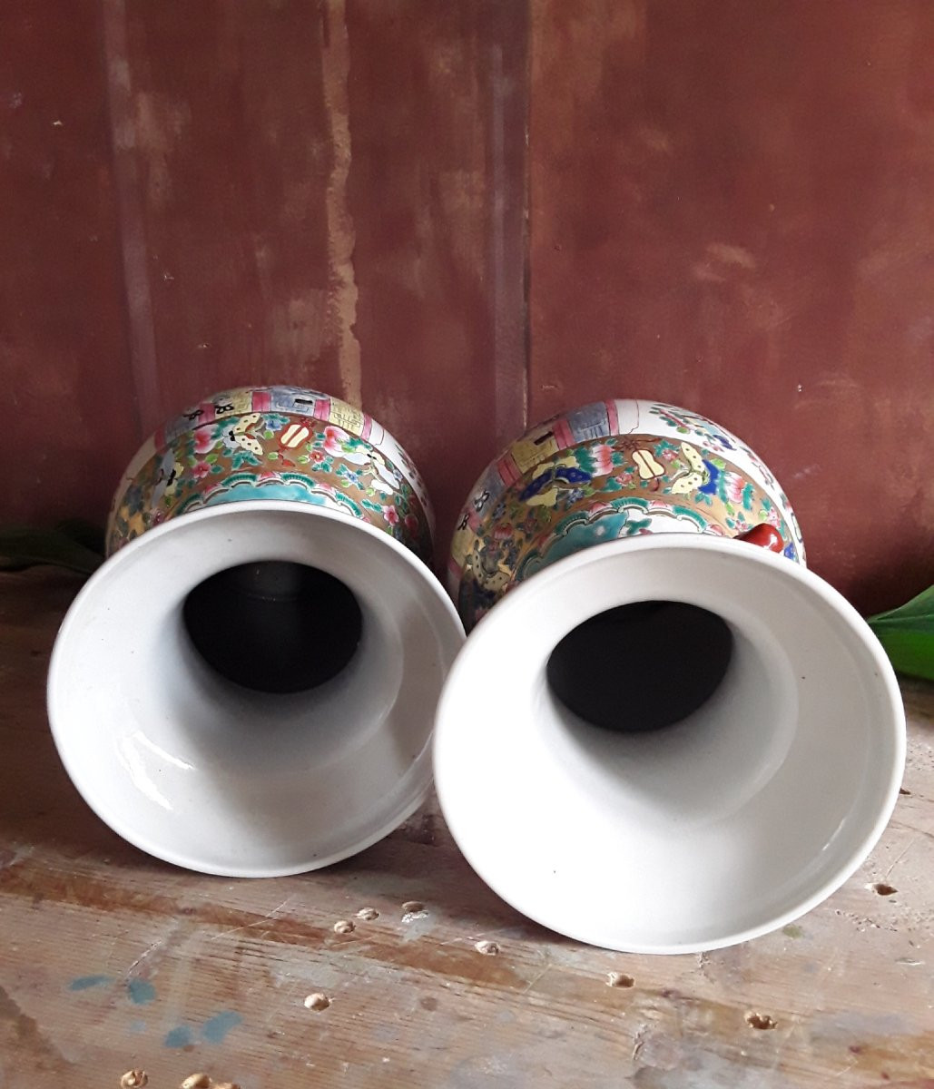 Chine XX ème. Paire de vases en porcelaine. -photo-4