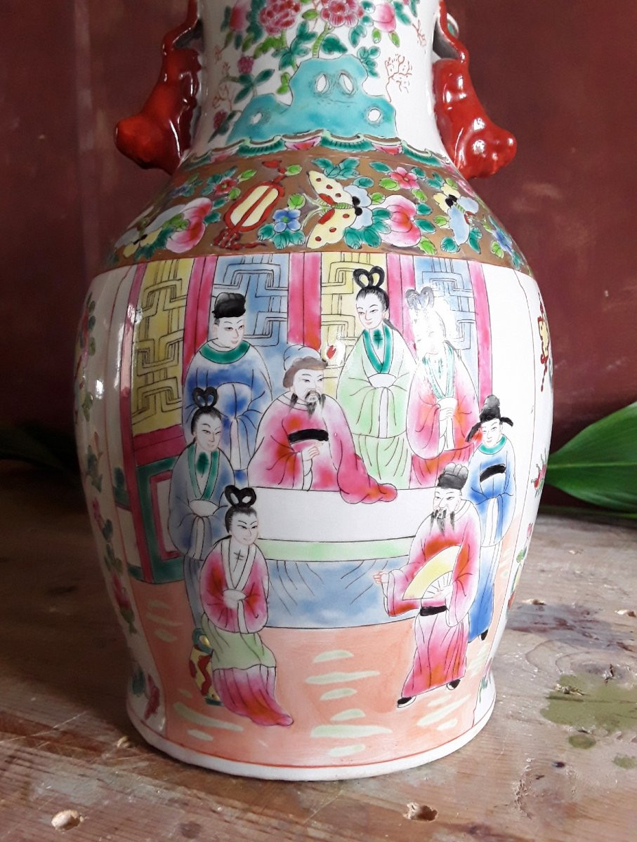 Chine XX ème. Paire de vases en porcelaine. -photo-5