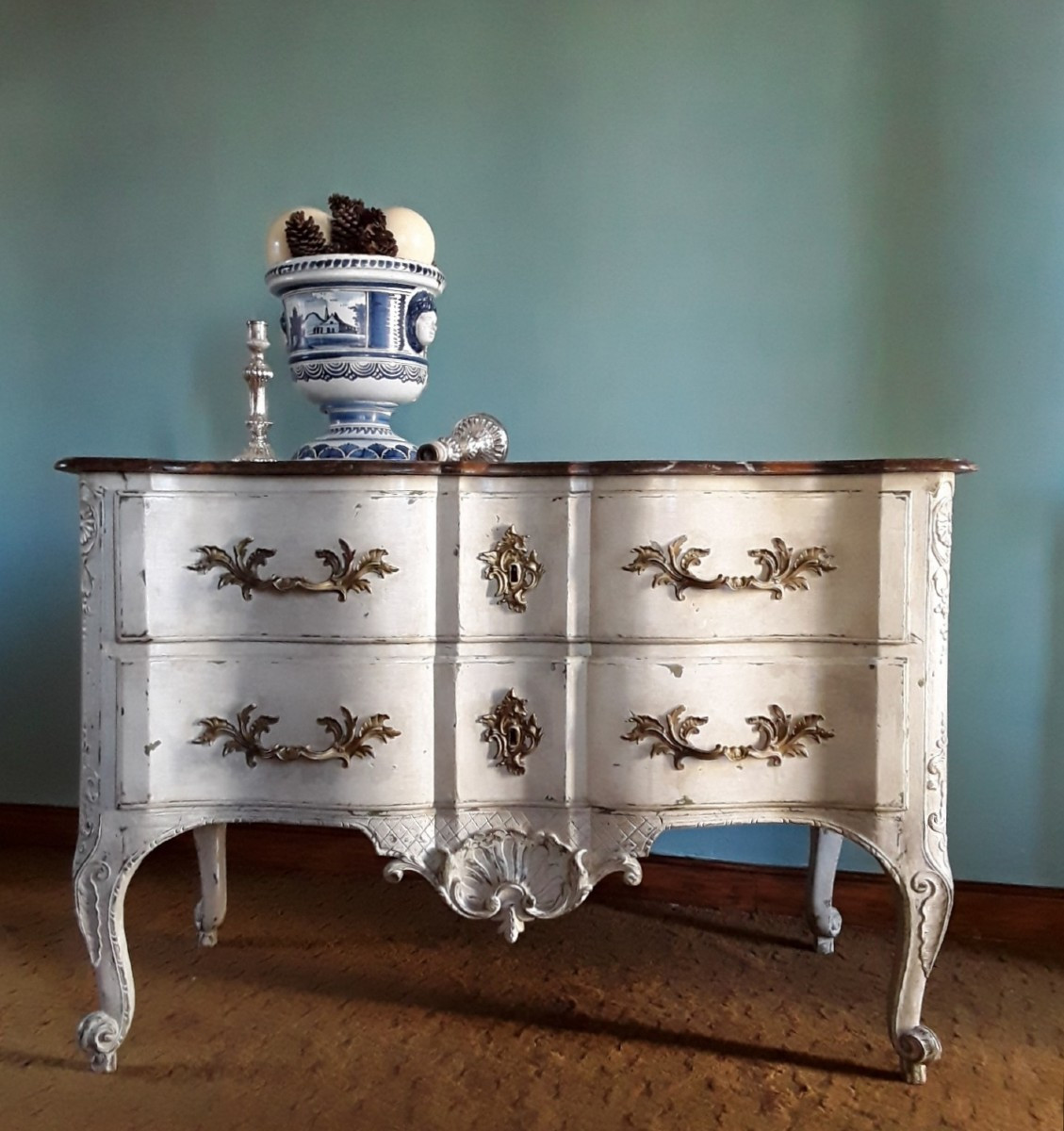 18th Century Lacquered Wooden Chest Of Drawers. 