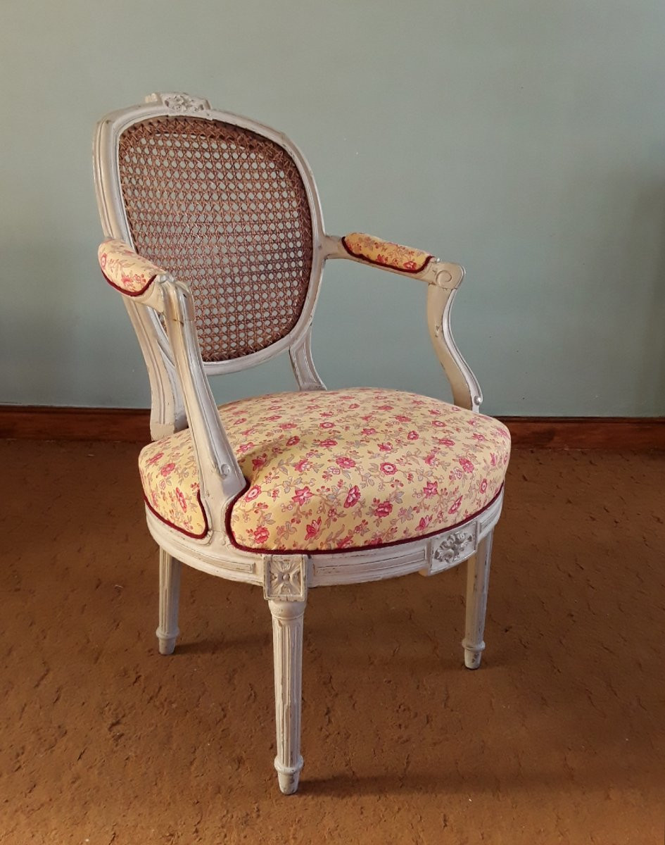 Transitional Armchair From The 18th Century. -photo-2