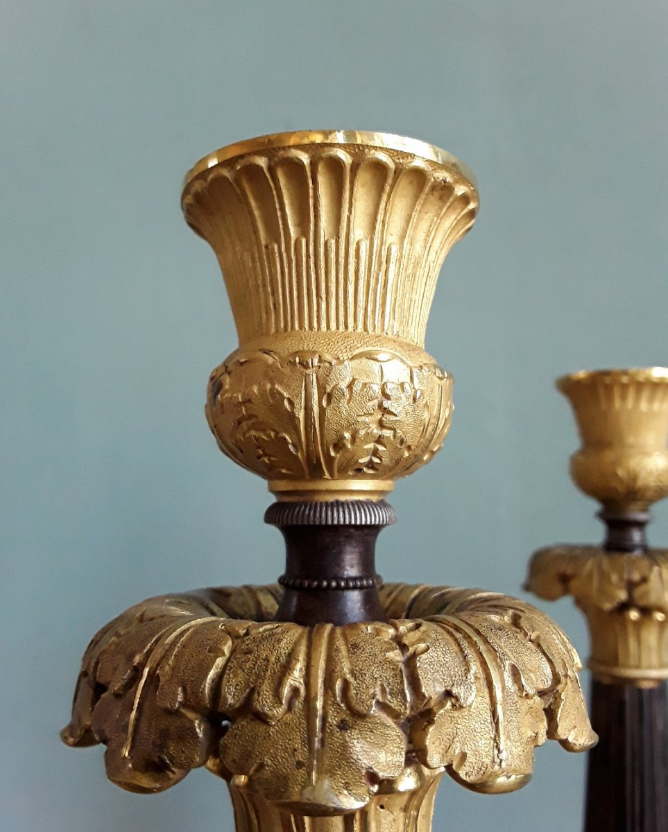 Paire de bougeoirs en bronze. Début du XIX ème.-photo-3