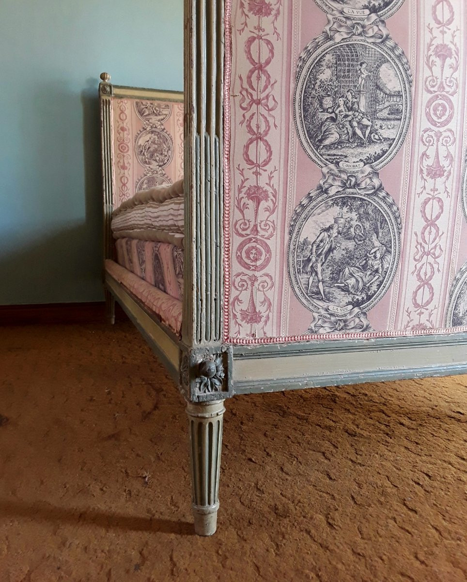 Important lit d'alcove d'époque Louis XVI. -photo-7