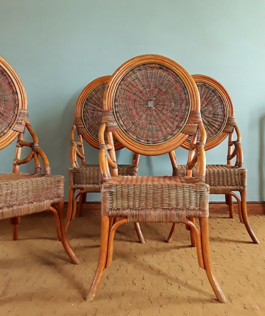Suite de quatre chaises en rotin et bambou polychrome. (H 112 cm)-photo-2