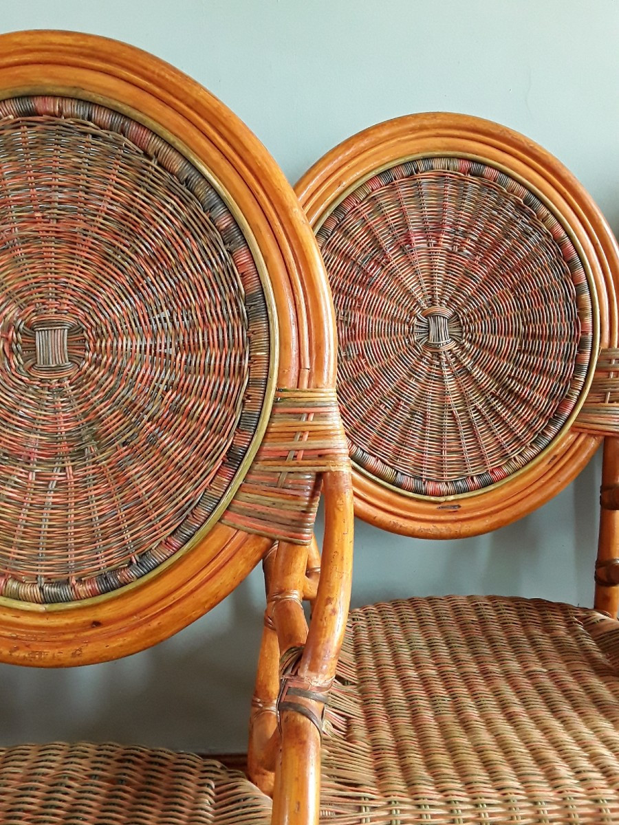 Suite de quatre chaises en rotin et bambou polychrome. (H 112 cm)-photo-4