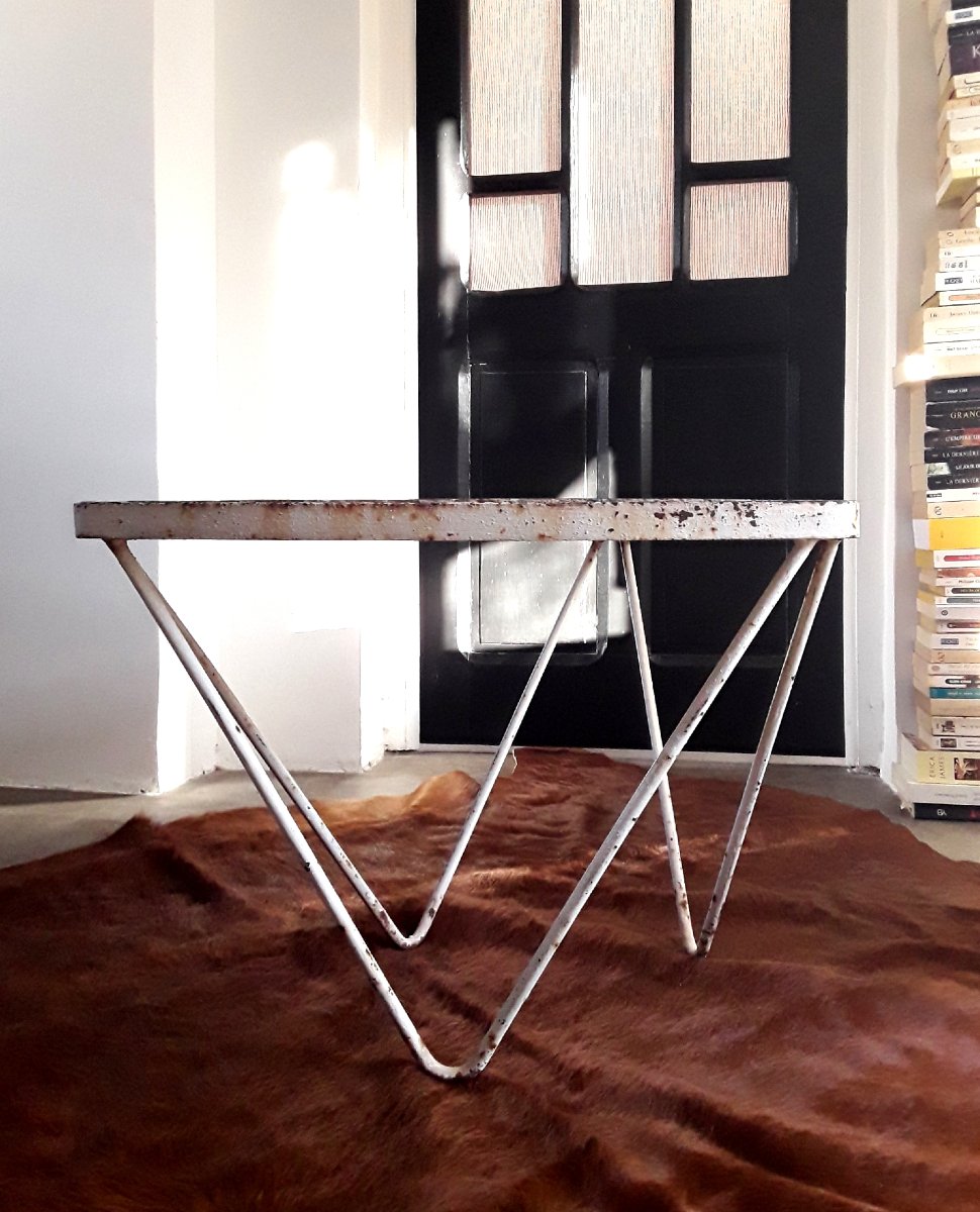Table basse en mosaïque et fer forgé. Années 1950.-photo-1