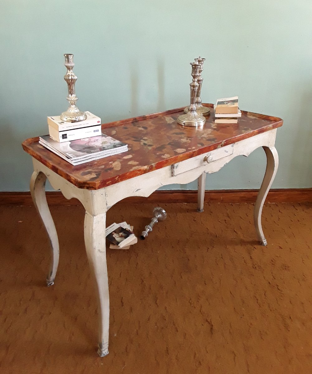 18th-century Provençal Table. 