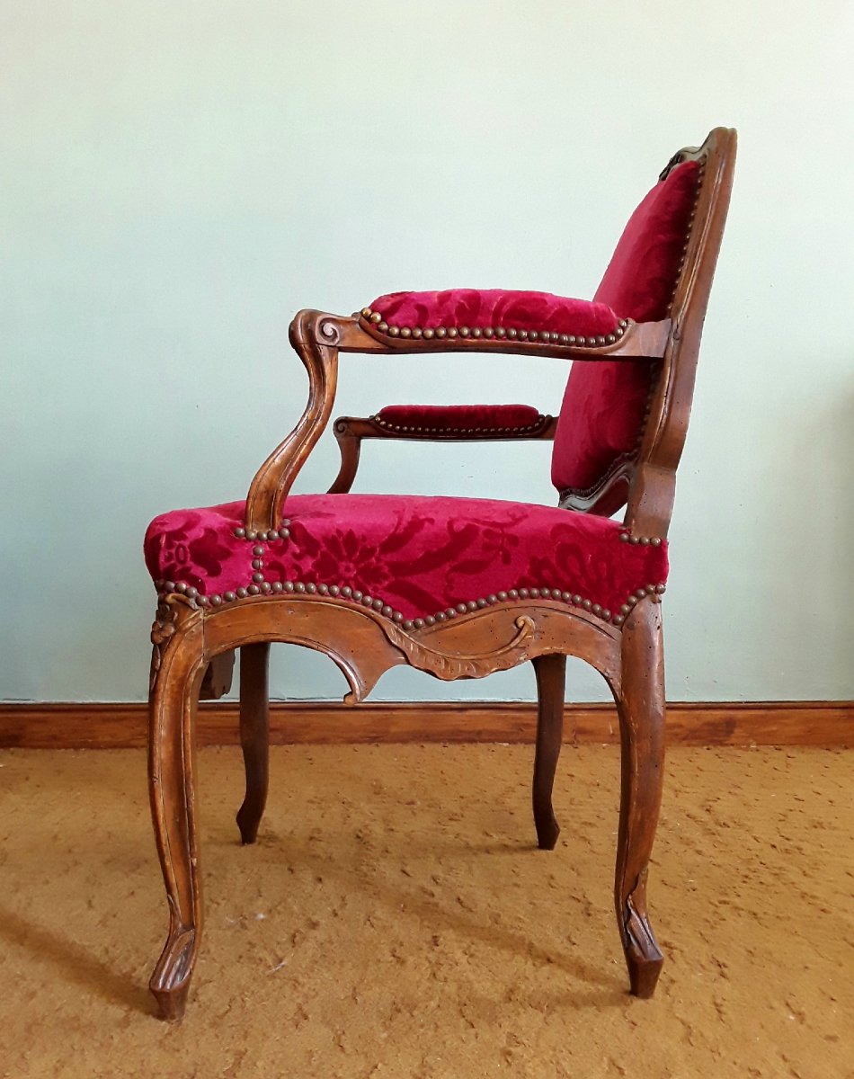 Armchair With A Flat Back, Circa 1730–1740.-photo-2