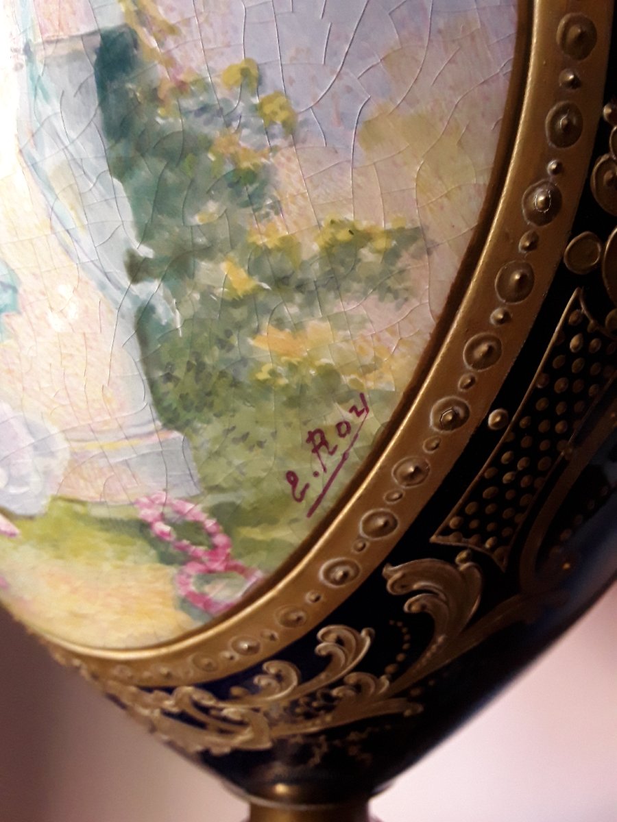 Grand vase en porcelaine et bronze doré. H 72 cm.-photo-4