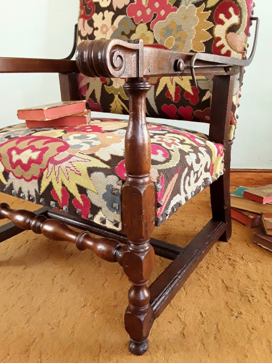 Important fauteuil à crémaillère d'époque Louis XIII.-photo-4