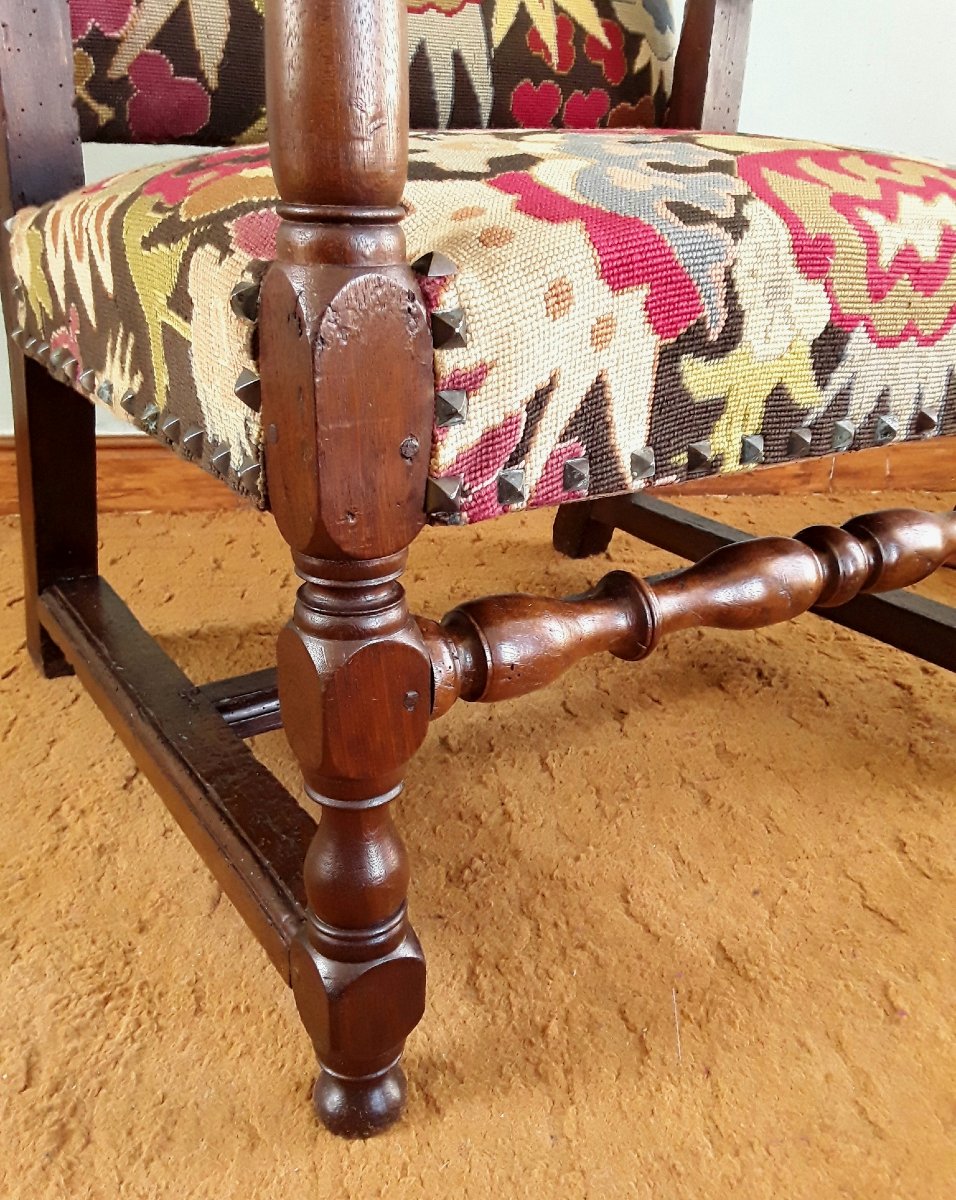 Important fauteuil à crémaillère d'époque Louis XIII.-photo-5