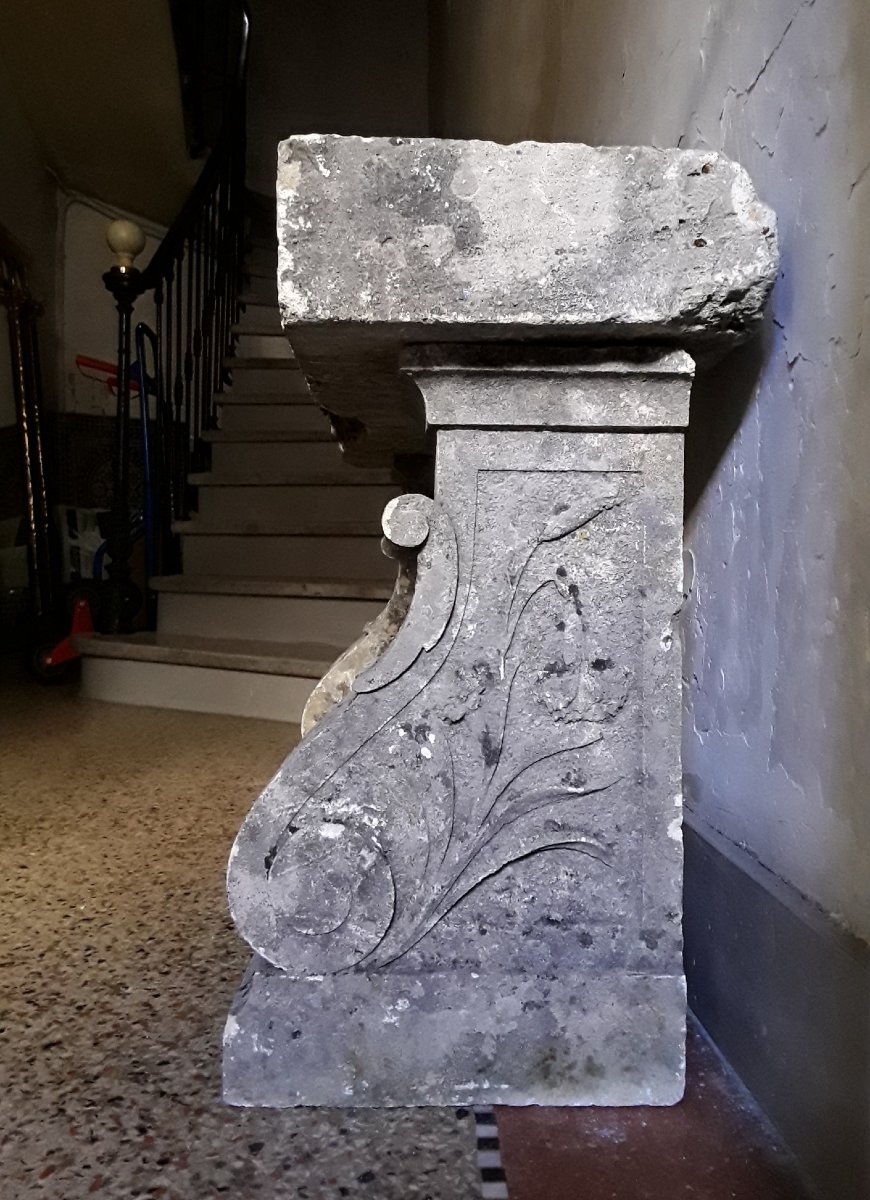 Petit banc en pierre. Époque début XIX ème.-photo-4