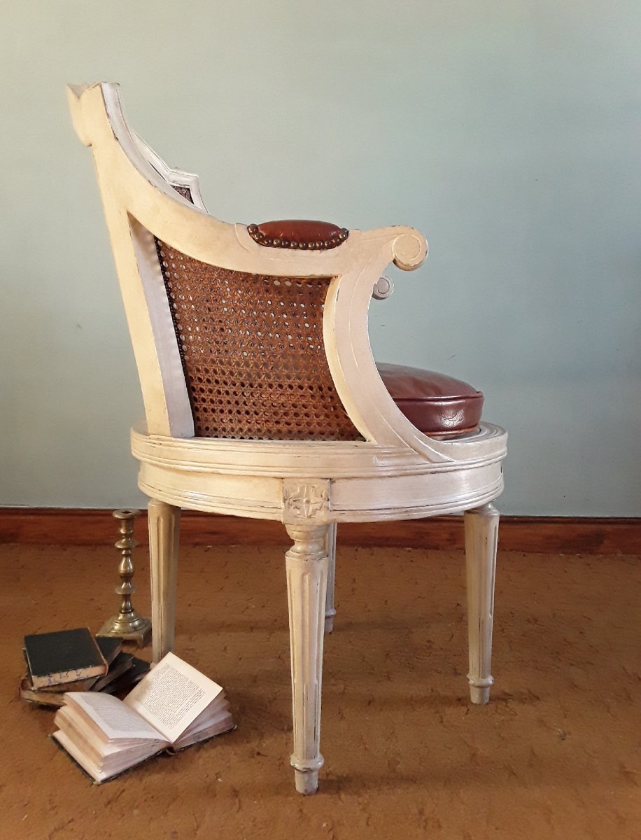 Important fauteuil de bureau à assise tournante.-photo-1
