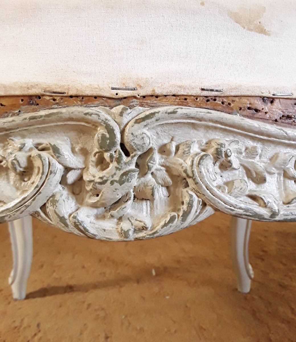 Importante paire de fauteuils laqué à dossier à la reine. -photo-6