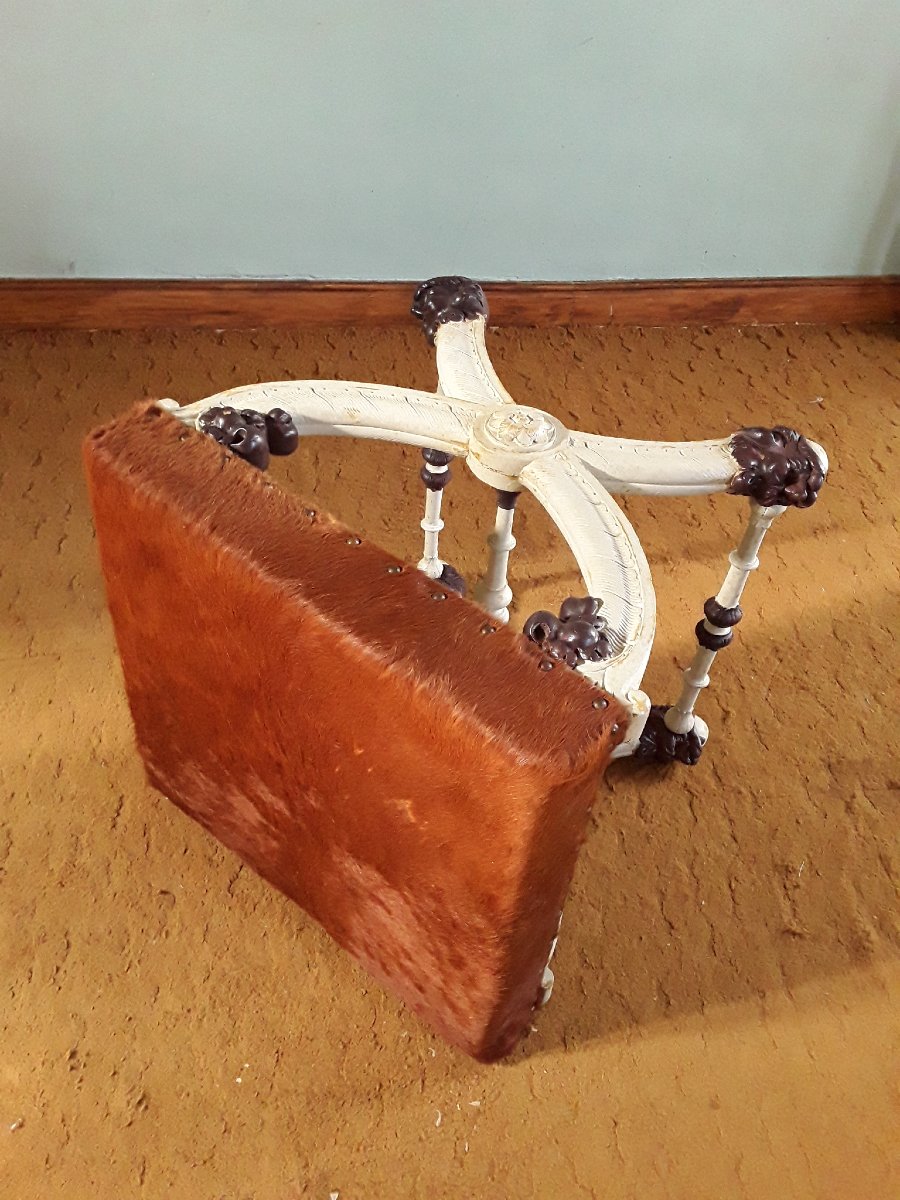 Large X-shaped Stool.-photo-8