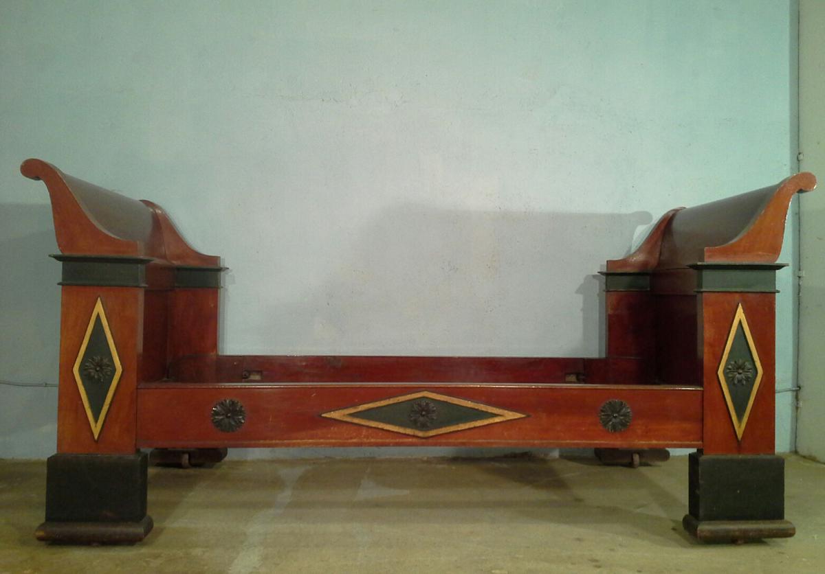 Lit banquette d'époque Directoire. 