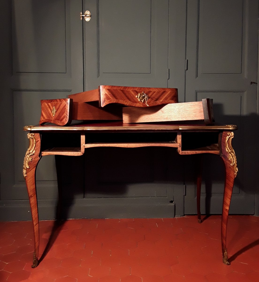 Bureau Plat En Marqueterie De Style Louis XV. -photo-4