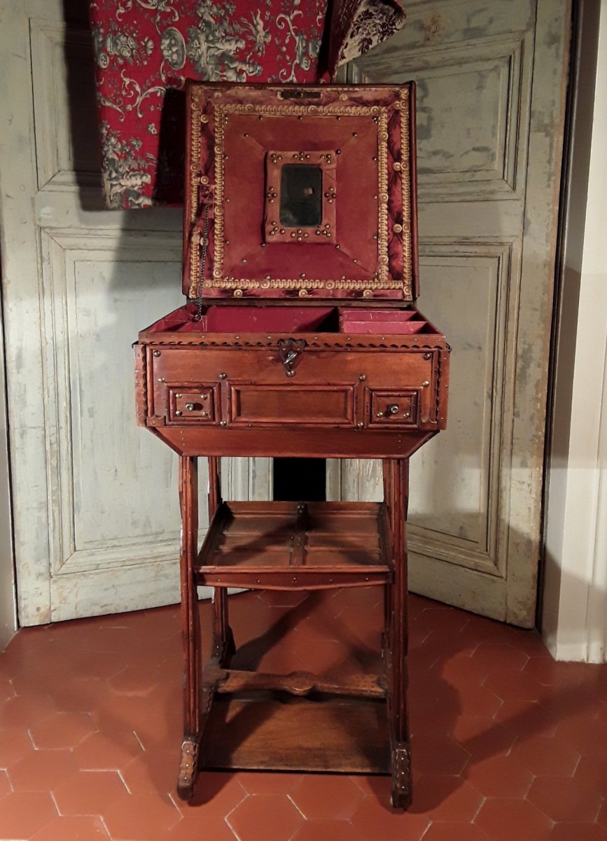 Small Furniture Of Popular Art.-photo-4