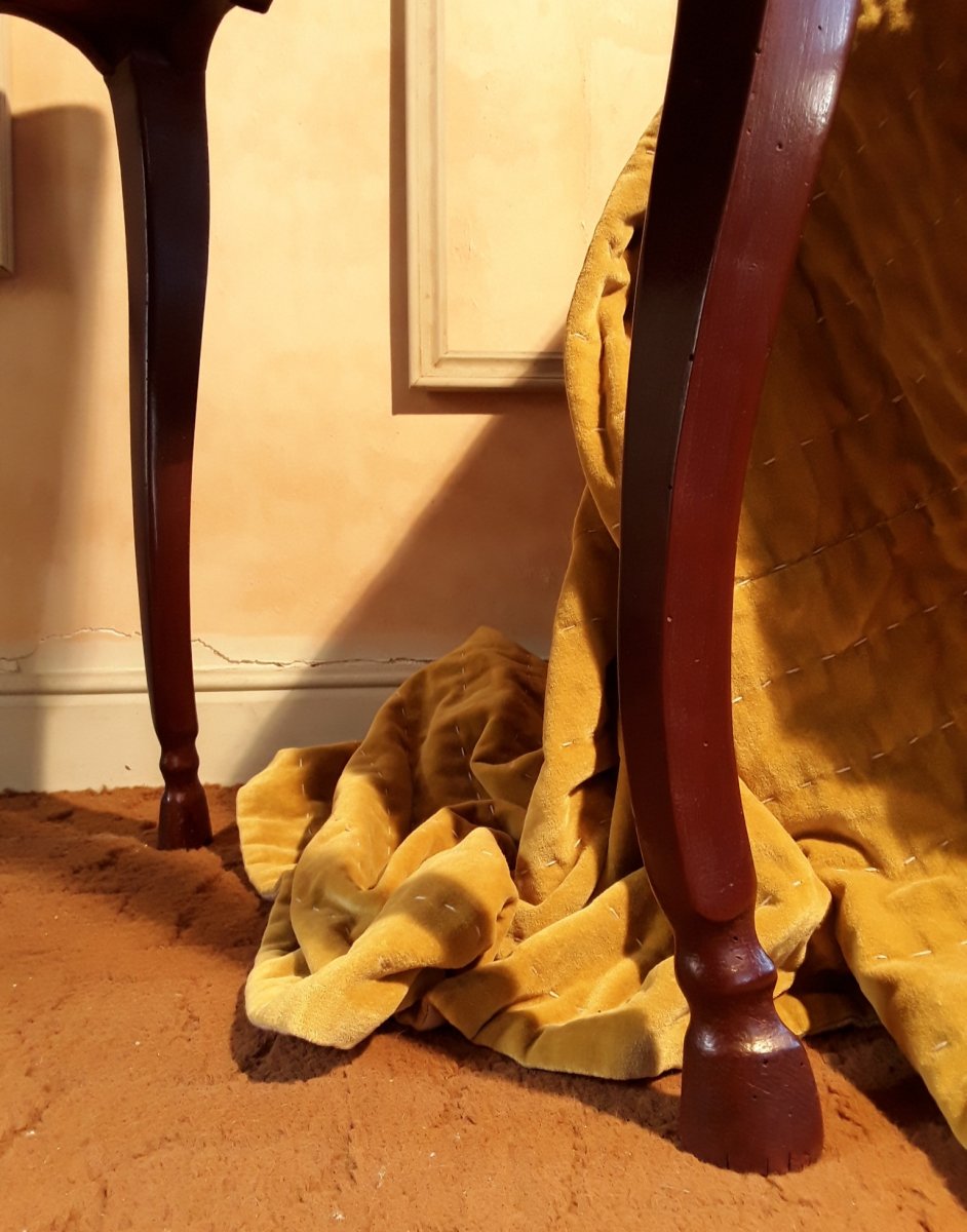 Louis XV Period Table With Deer Feet.-photo-1