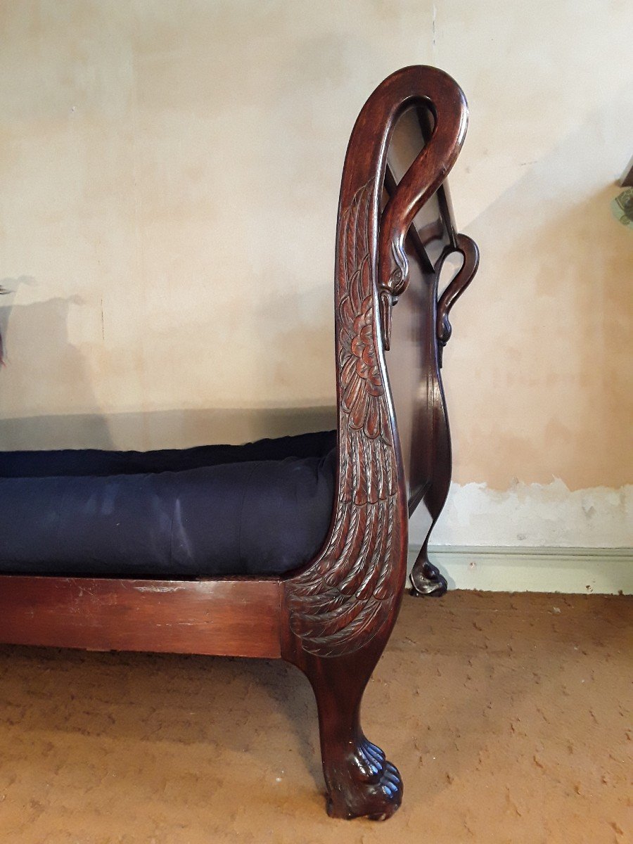 Swan Decor Bench. Empire Period.-photo-1