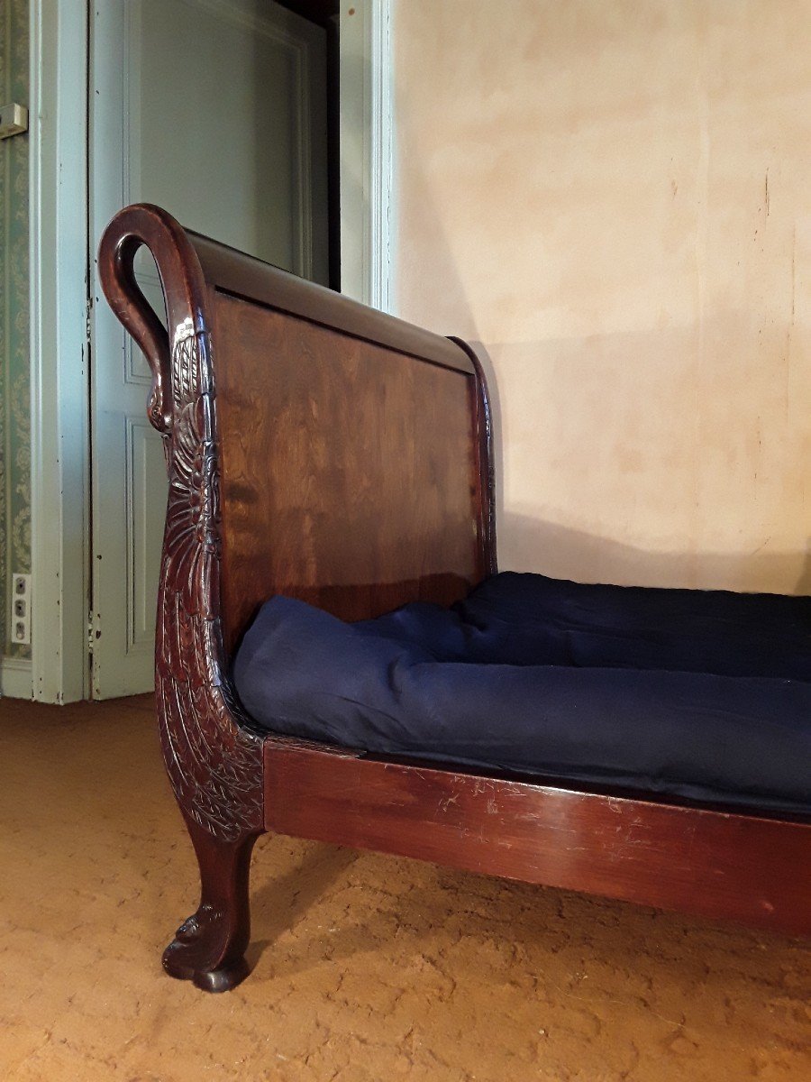Swan Decor Bench. Empire Period.-photo-3