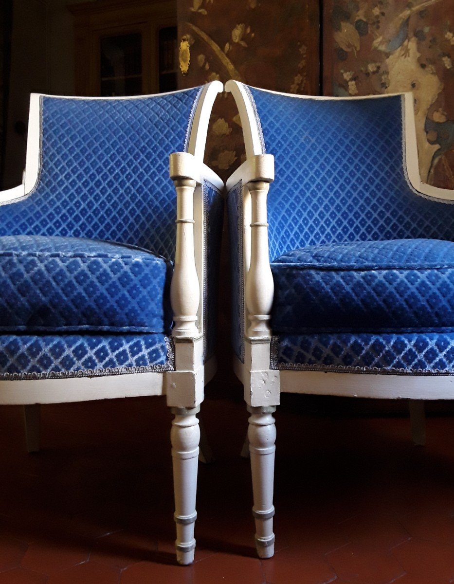 Pair Of Bergères From The Directoire Period.-photo-3