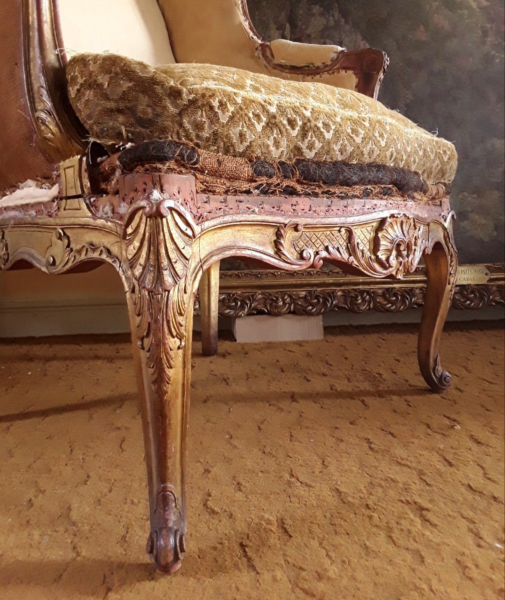 Bergère En Bois Doré De Style Louis XV. -photo-3