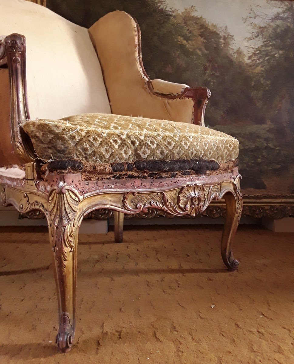 Bergère En Bois Doré De Style Louis XV. -photo-3