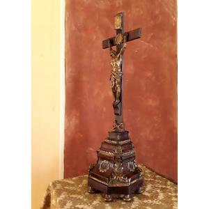 Grand crucifix Baroque. Circa 1700.