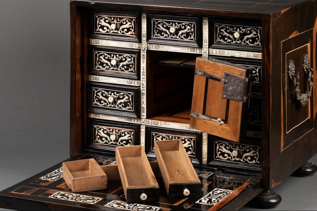 A 17th C. Italian (lombardy) Ebony And Ivory Inlaid Cabinet-photo-3