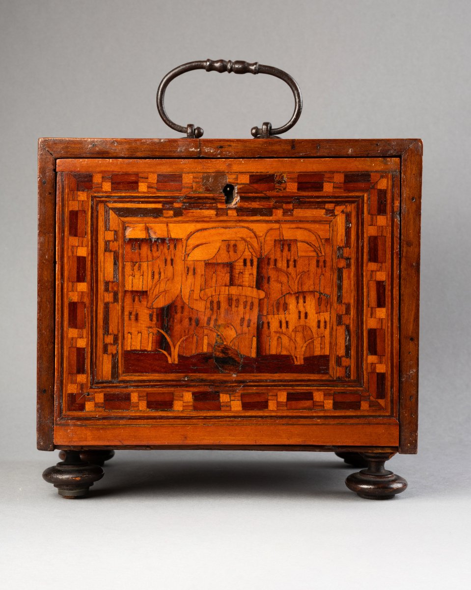 An Early 17th Century Augsburg Miniature Collector Cabinet-photo-2