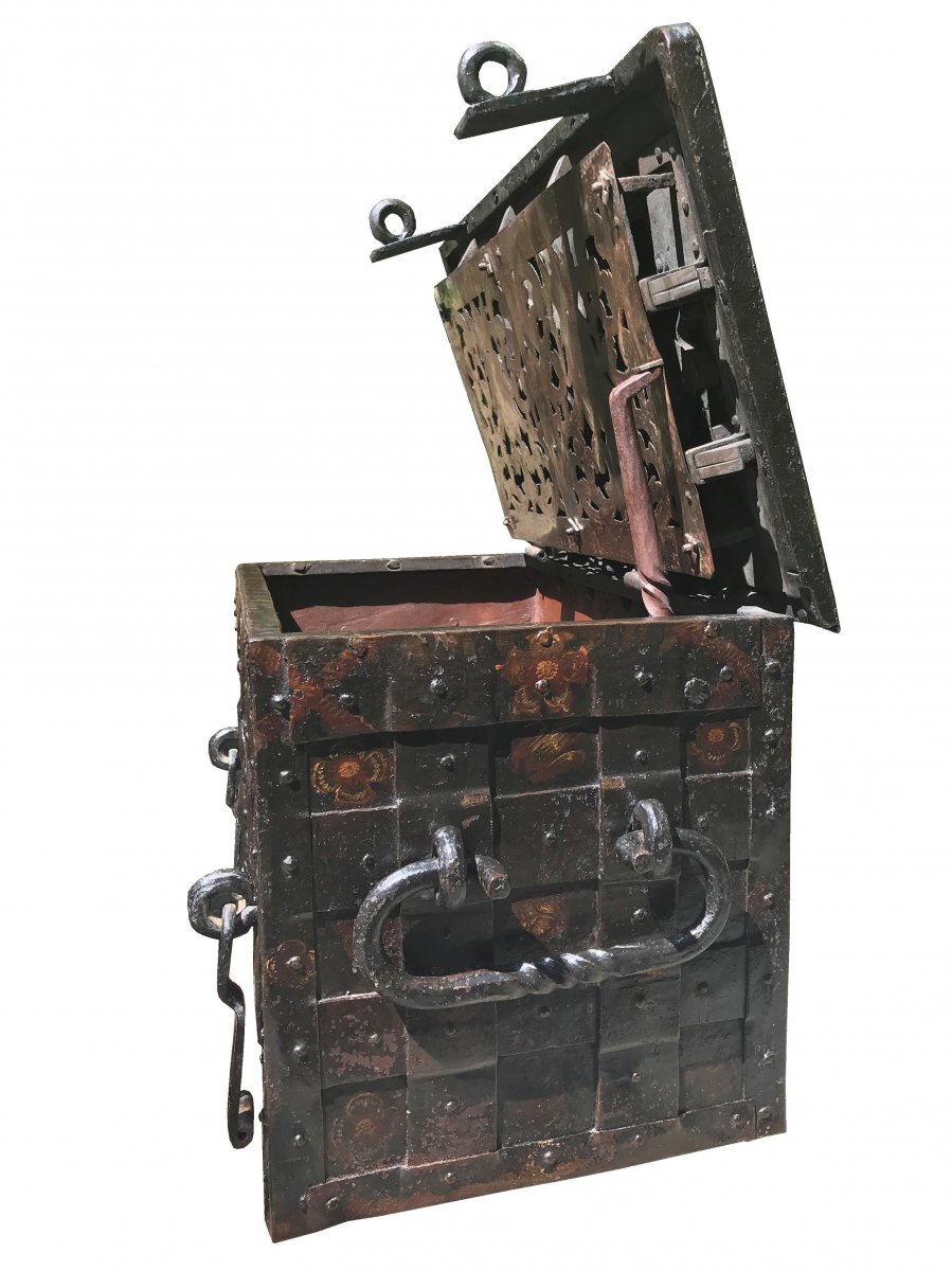 A 17th C. Nuremberg Polychrome Iron Chest-photo-2