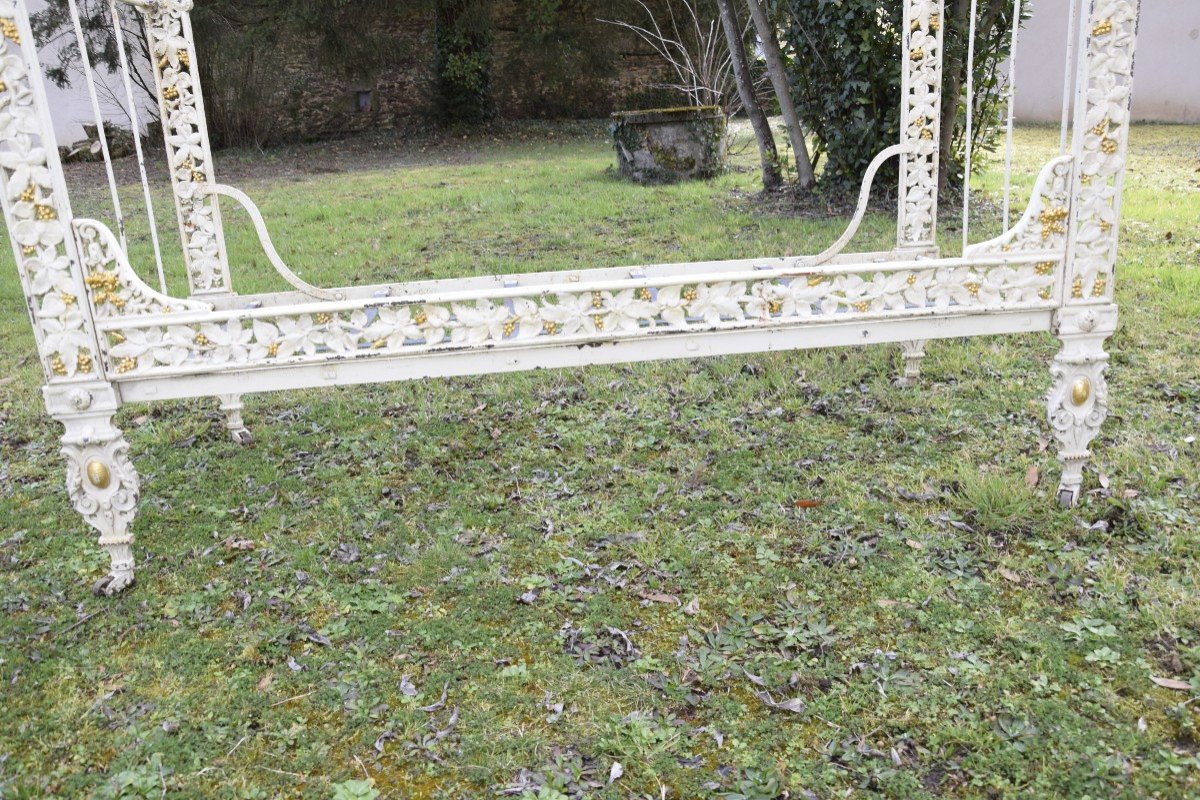 Lit d'enfant , banquette  en  fer et fonte peinte , Napoléon III-photo-4