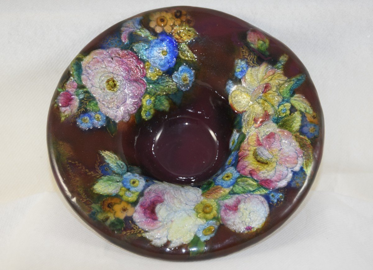 Camille Fauré (1874-1956), coupe en cuivre émaillé,décor floral , émaux de Limoges