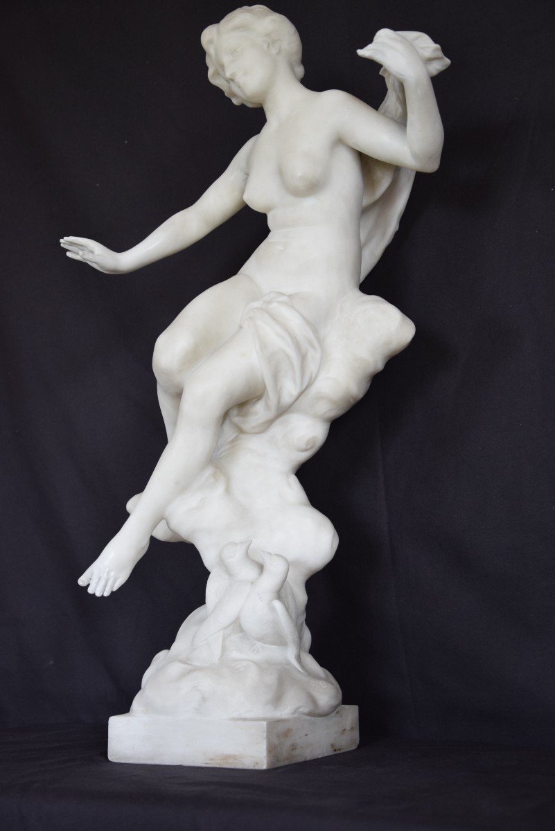 Gustavo Obiols (1858-1910), statue en marbre ,jeune femme  et colombes  h=69 cm-photo-3