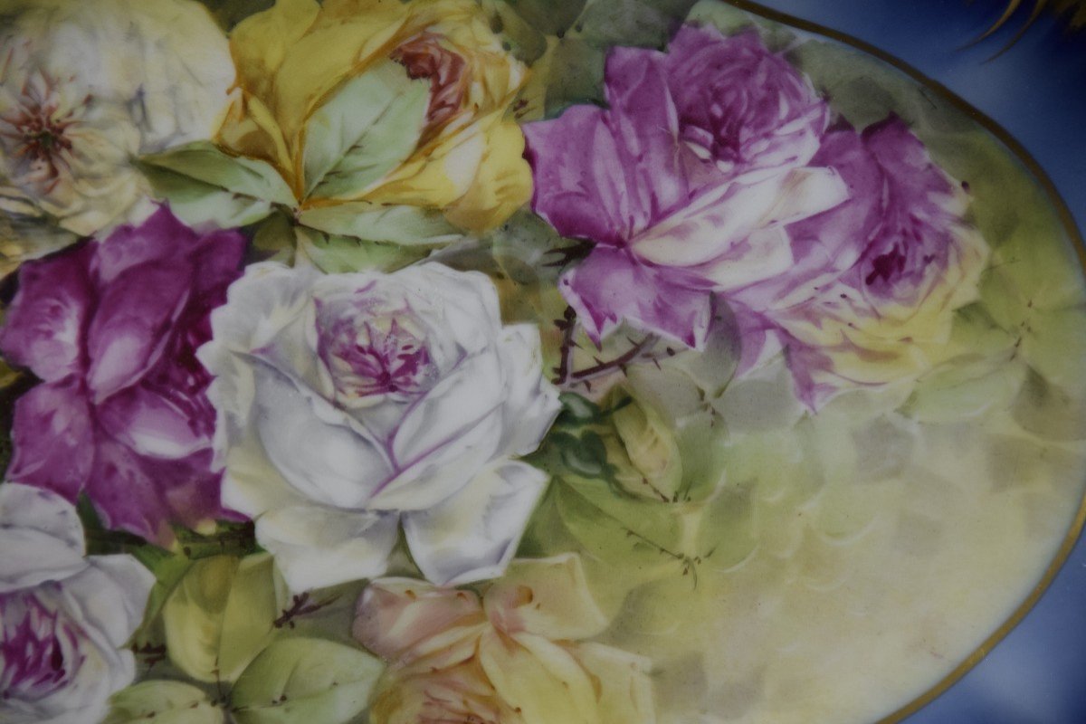 Leon Sazerat ( 1831-1891)  ,porcelaine de Limoges ,grand plat , décor aux roses .-photo-1