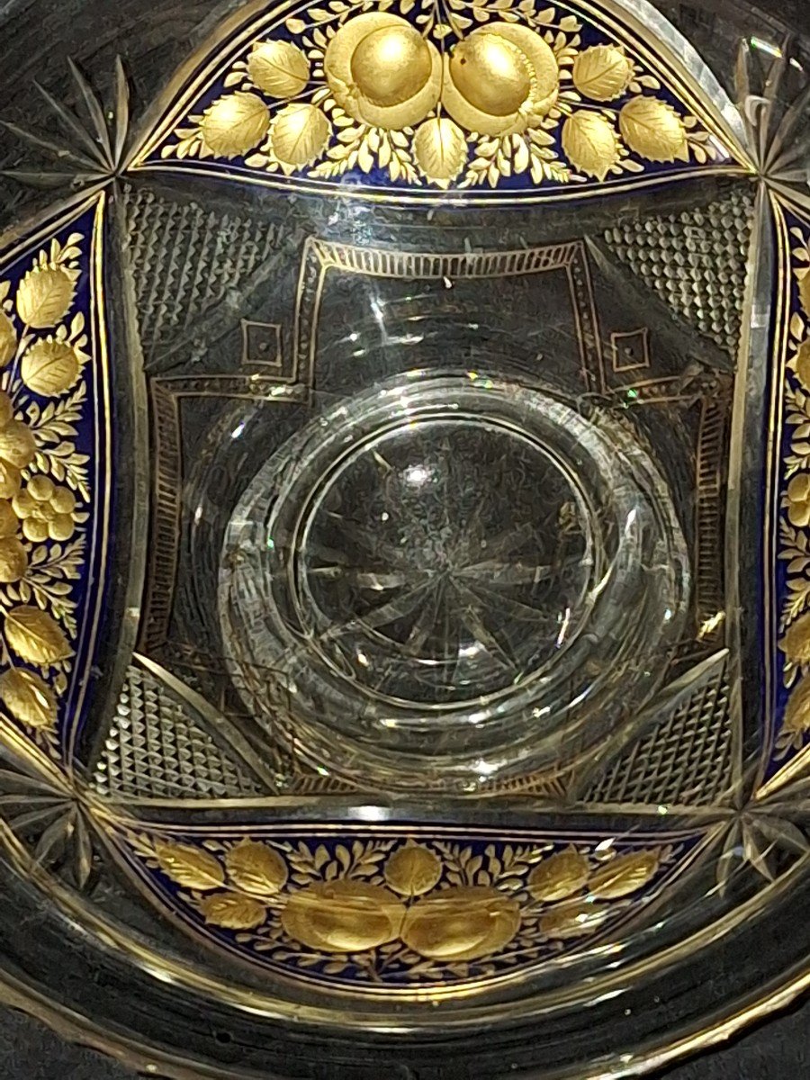 Coupe en cristal moulé et taillé , décor  floral  doré . vers 1900.-photo-4