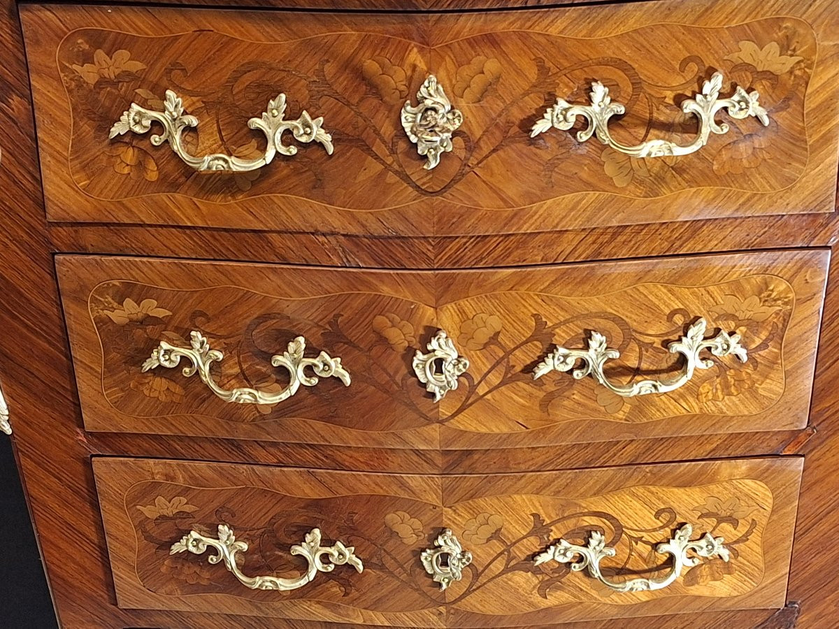 Chiffonnier  de style Louis XV, placage et marqueterie de fleurs -photo-3