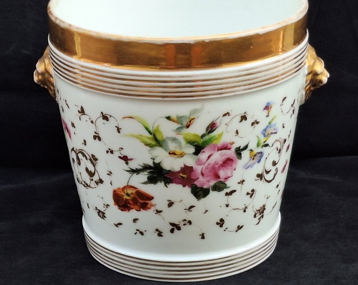 Cache Pot In Paris Porcelain, Hand-painted Flower Decor, 19th Century -photo-2