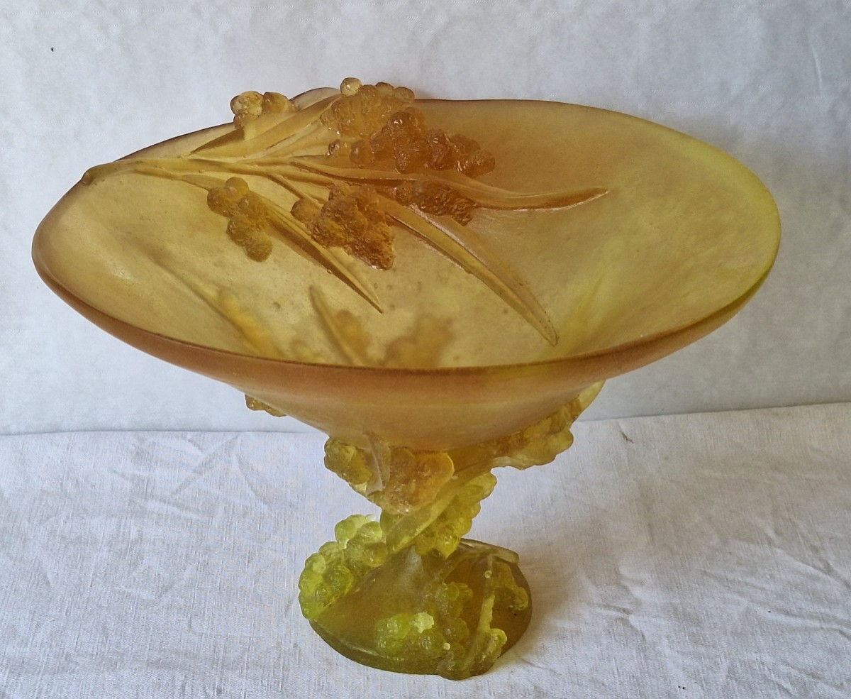 Coupe en pâte de verre ," Daum France ",collection Mimosa 