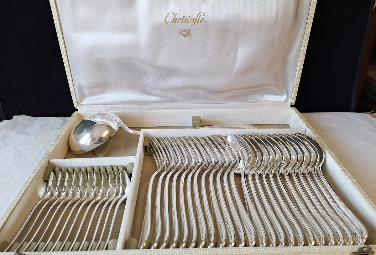 Ménagère  Christofle , métal argenté ,modèle Spatours,61 pièces, 12 personnes . -photo-1