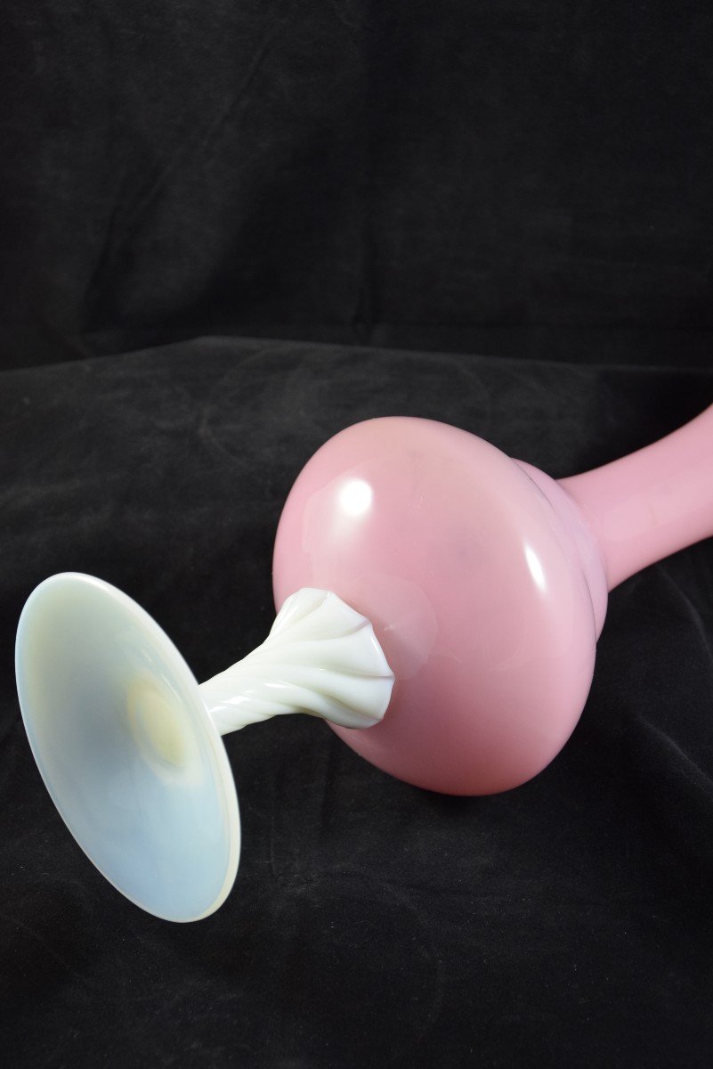 Large Opaline Vase-photo-1