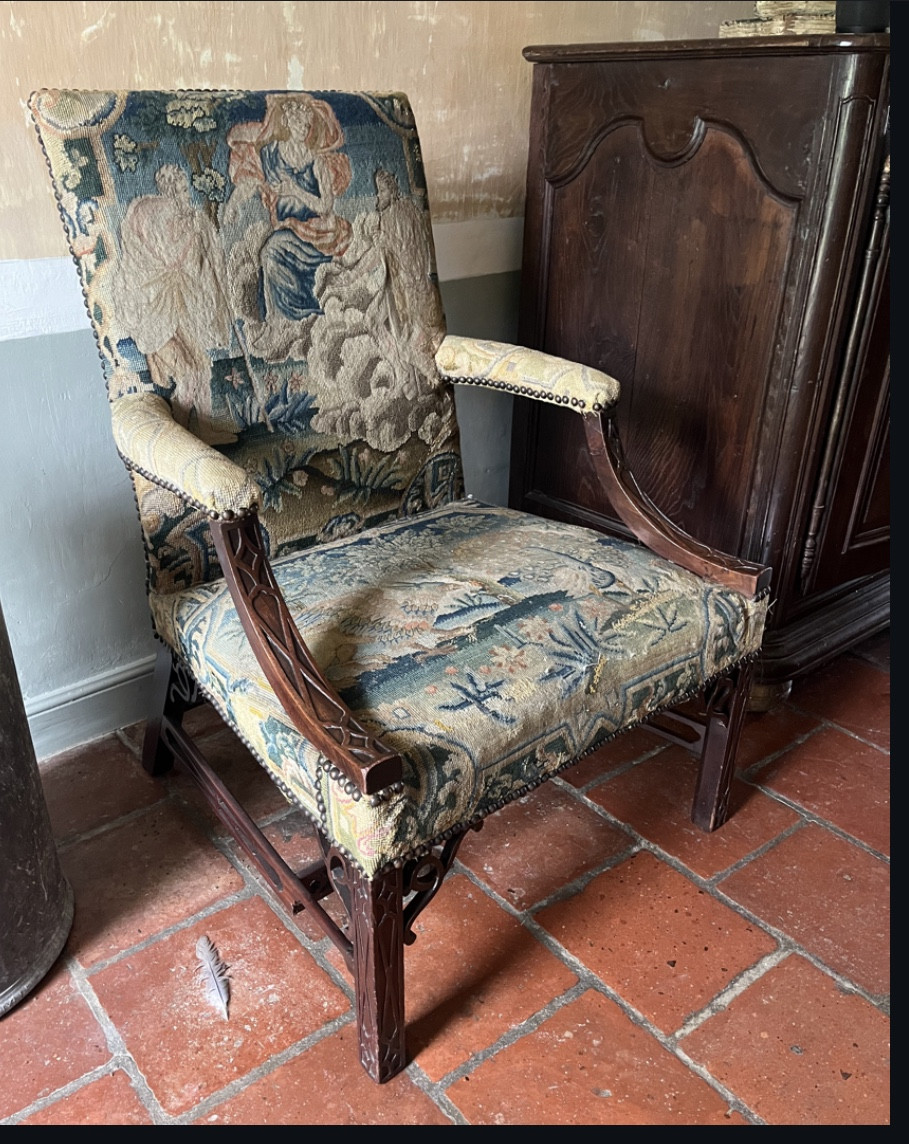 Upholstered Armchair -photo-4