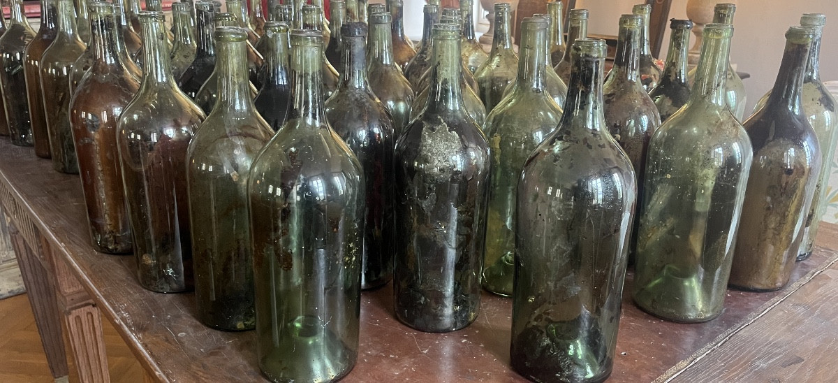 Lot Of 64 19th Century Bottles -photo-4