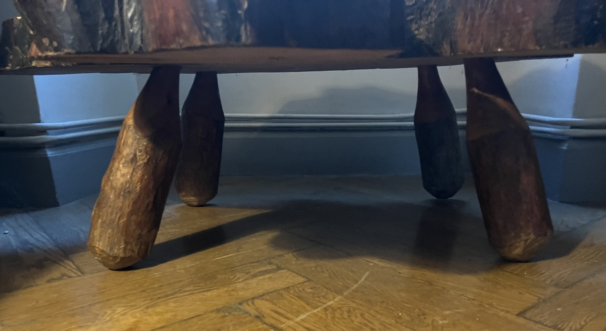 table basse brutaliste -photo-1